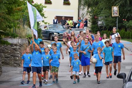 2022_Flosarski_bal_Maj_MArovt (18)